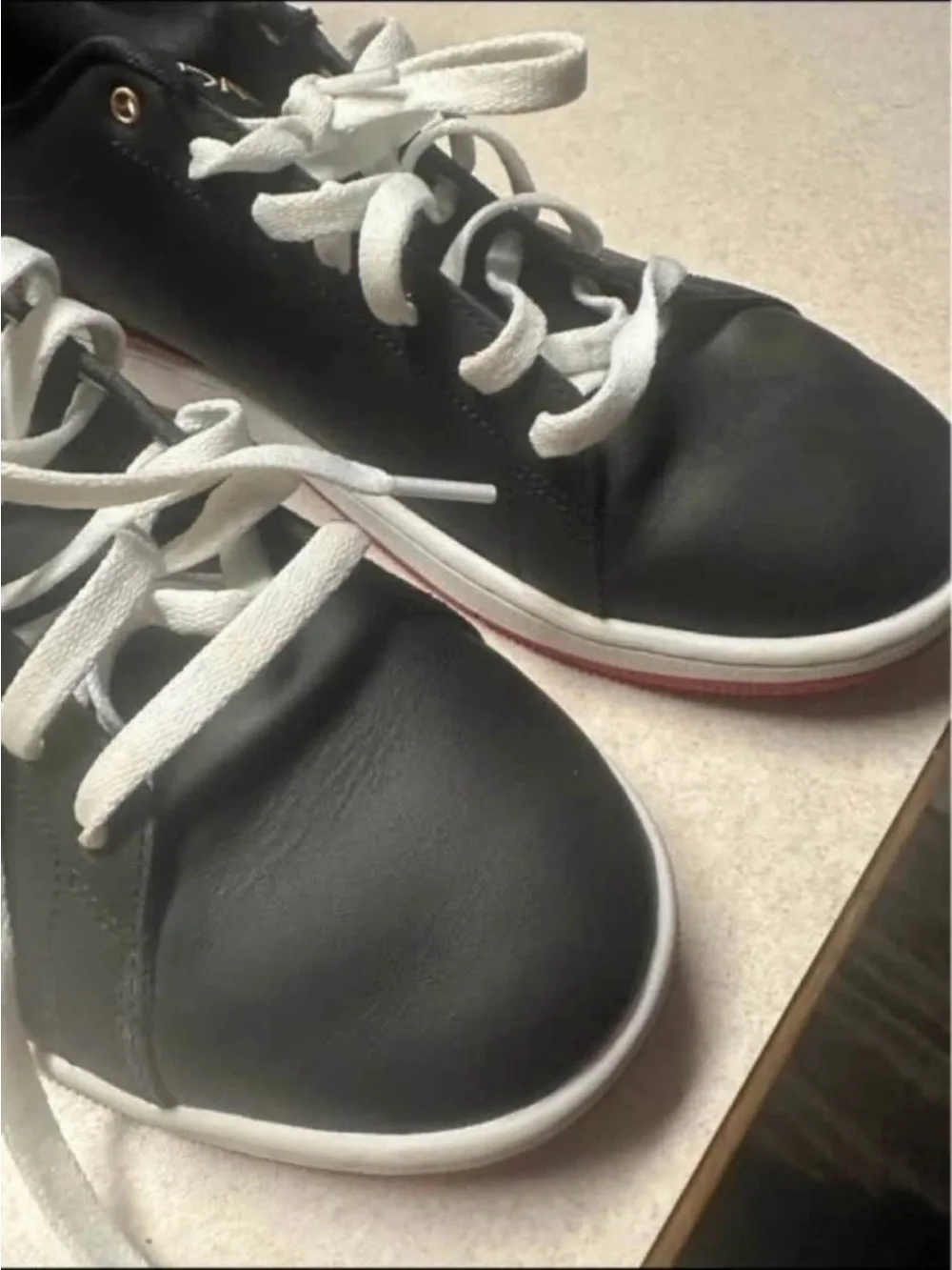 Jordan sleek low